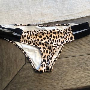 Cheetah cut out bikini bottom